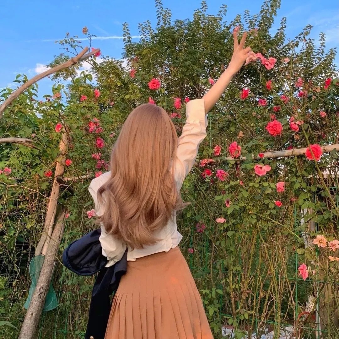 孝子贤孙伺候着